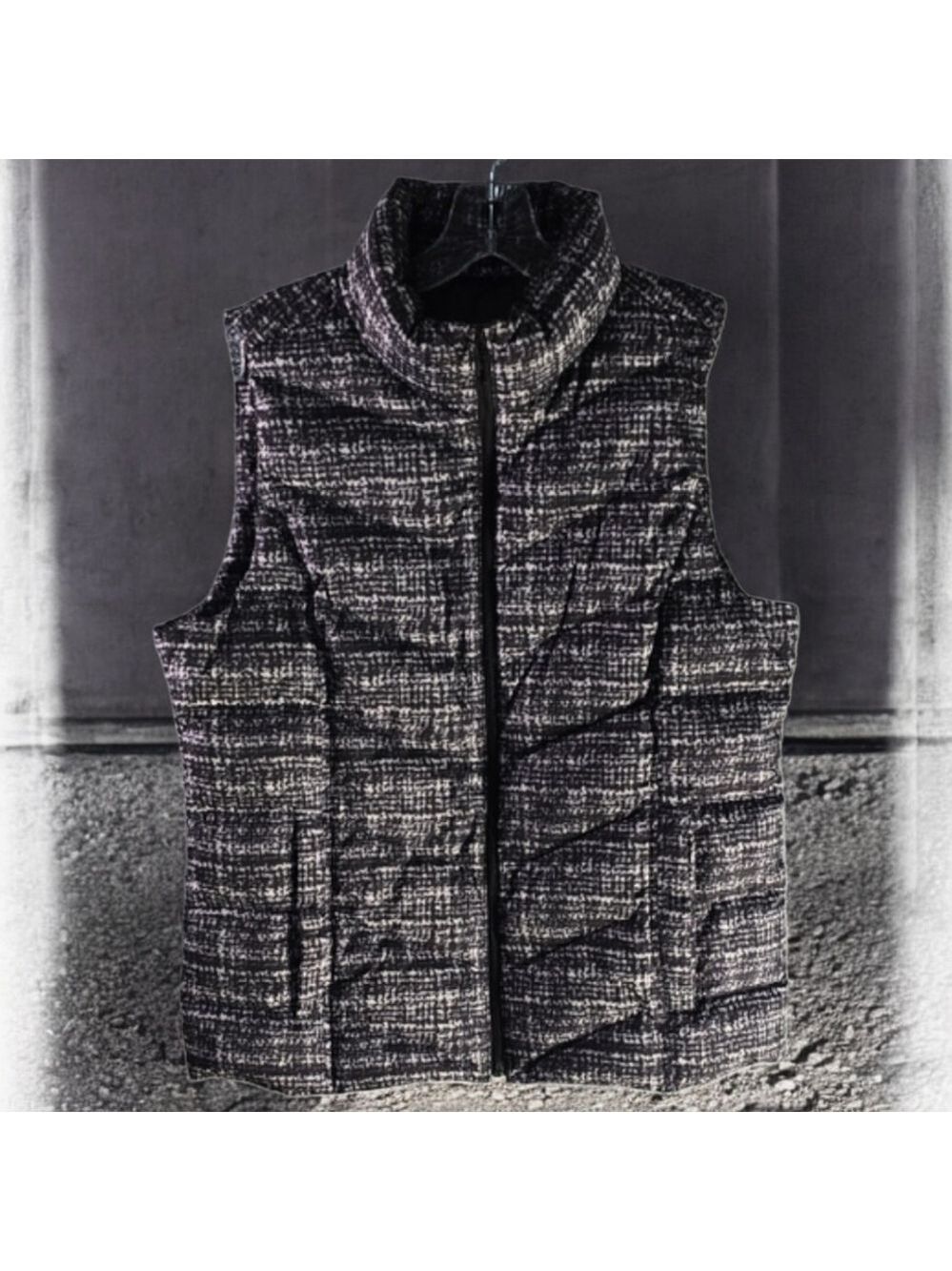 Lands' End Black White Quilted Tweed-Style Look Vest Size Medium  Size M 10 - 12